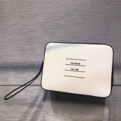 톰브라운 THOM BROWNE 파우치