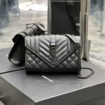 입생로랑 YSL 526286 31CM 마틀라세 엔벨로프 백 숄더백 