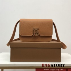 버버리 BURBERRY