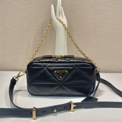 프라다 PRADA 신상 퀄팅 레더 카메라 신상 숄더 크로스백1BH197
