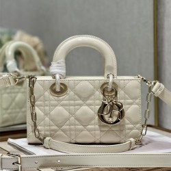 디올 DIOR 레이디 디조이백 Lady D-Joy 마이크로백 미니 19CM