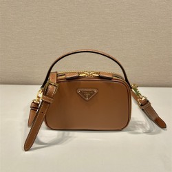 프라다 PRADA 레더 숄더백 1BH203