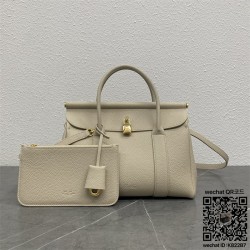 로로피아나 룸백 LP25