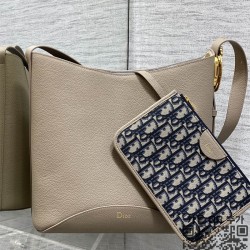 디올 메달리온 버킷백